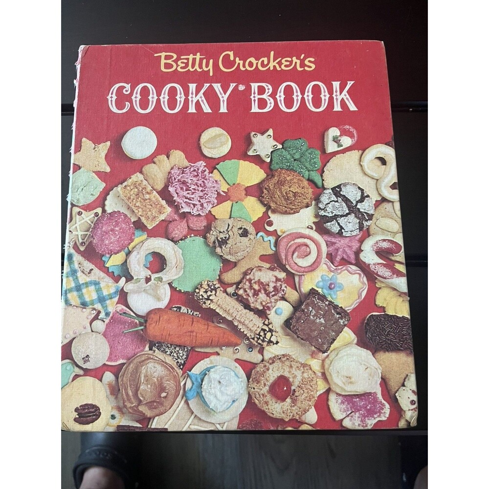 Rare Vintage Betty Crocker's Cooky Book, 1963 1st Edition & 1st Printing